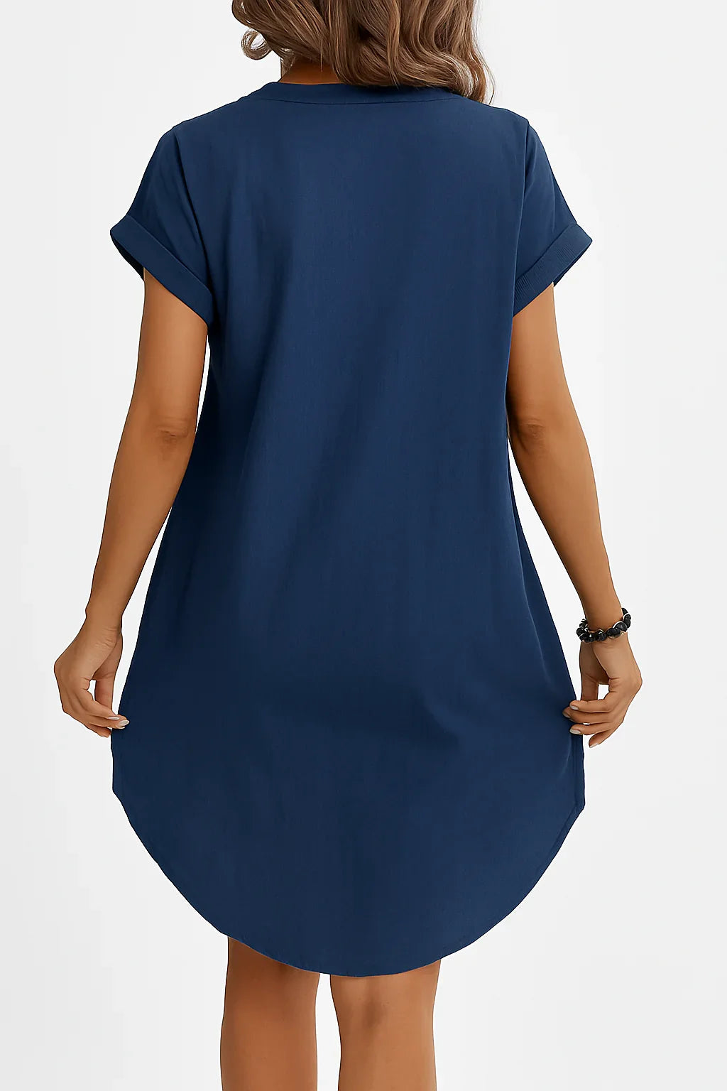 Vestido camisero corto con botones frontales – Paseo del Delta