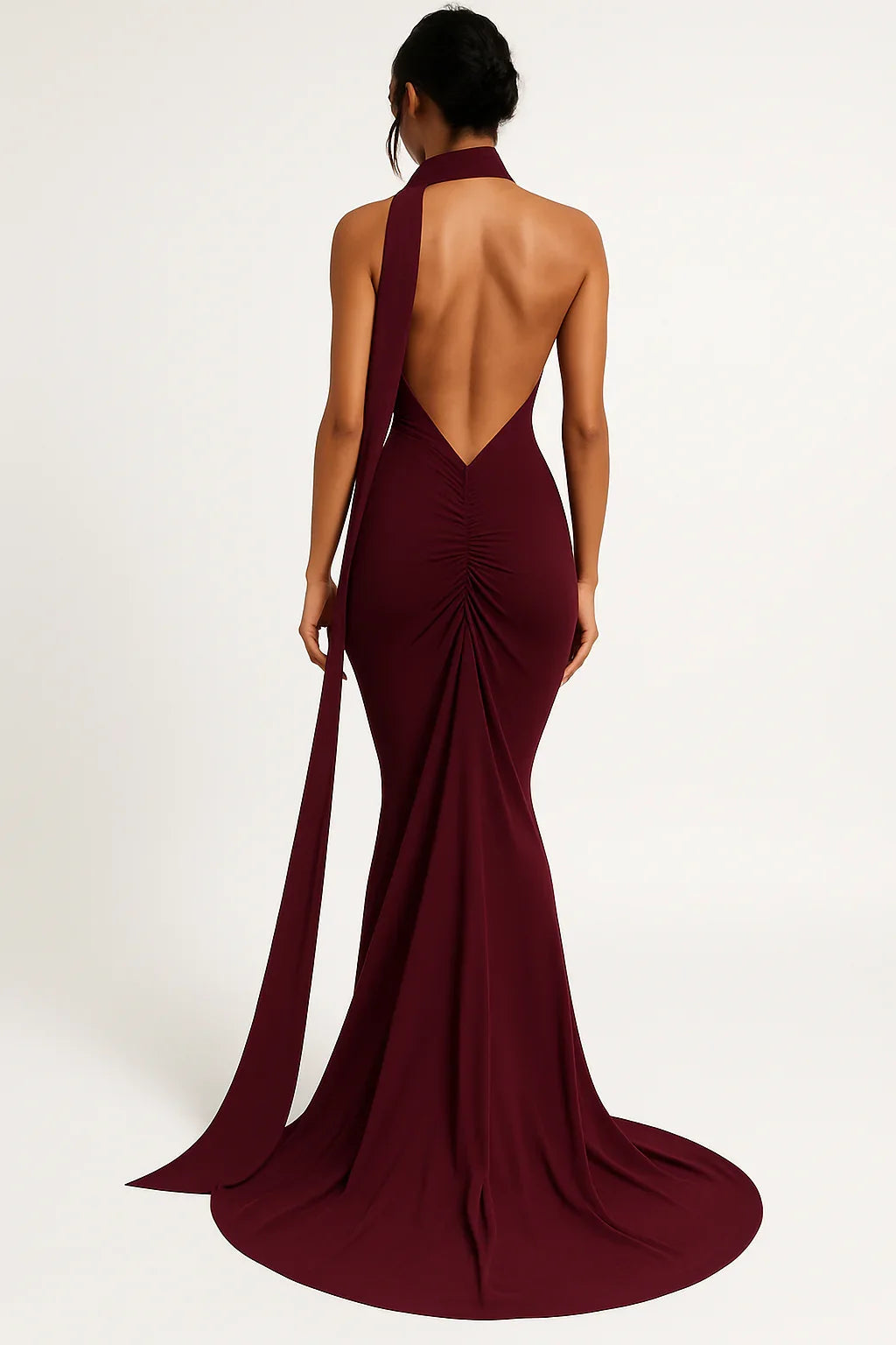 Vestido largo asimétrico con cola lateral – Medianoche Porteña